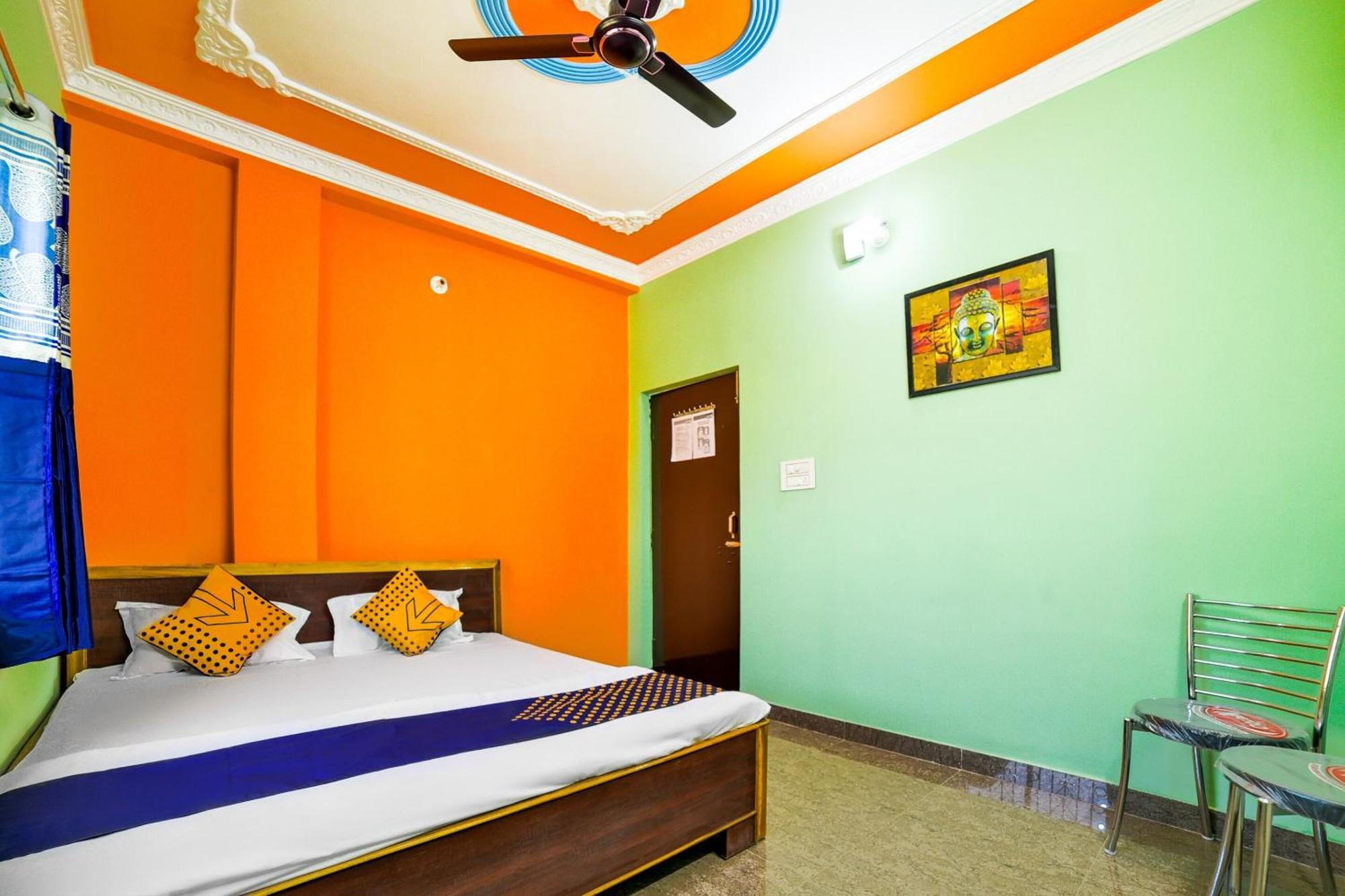 Spot On Devlok Guest House Patna  Exteriör bild