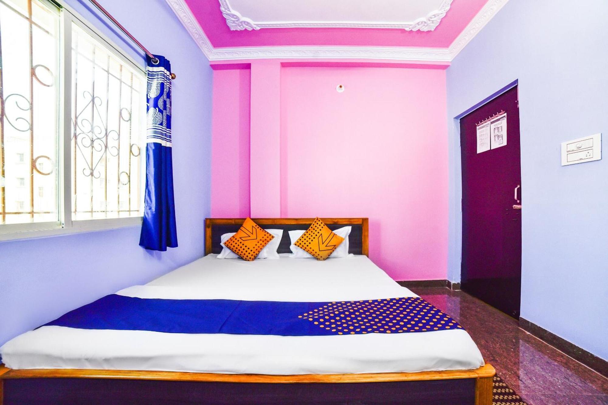 Spot On Devlok Guest House Patna  Exteriör bild