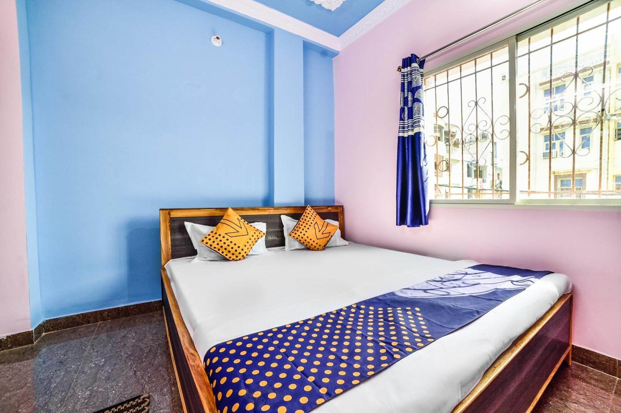 Spot On Devlok Guest House Patna  Exteriör bild